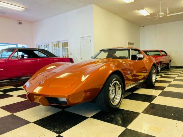 Chevrolet Corvette 1976 image number 22