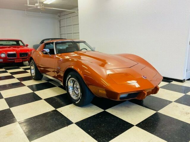 Chevrolet Corvette 1976 image number 38