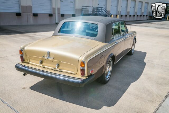 Rolls-Royce Silver Shadow 1975 image number 14