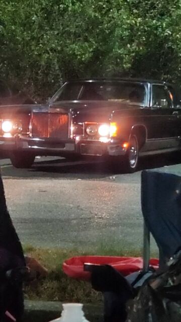 Lincoln Continental 1977 image number 3