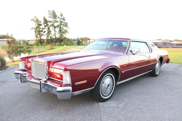 Lincoln Continental 1974 image number 0