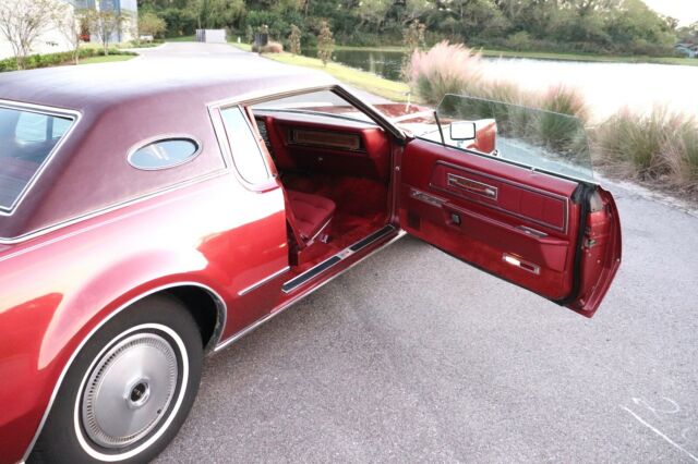 Lincoln Continental 1974 image number 14