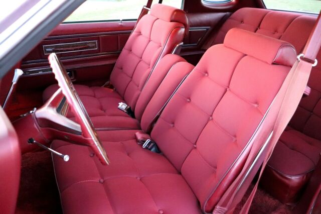 Lincoln Continental 1974 image number 36