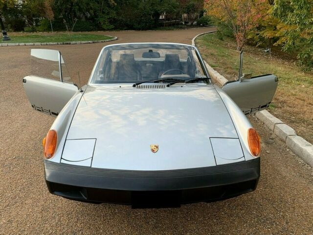 Porsche 914 1975 image number 13