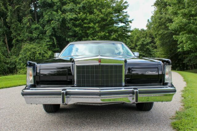 Lincoln Continental 1977 image number 7