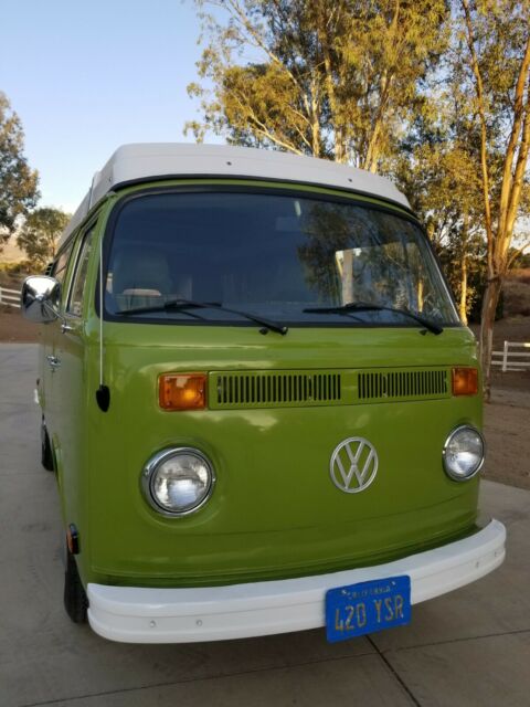 Volkswagen Bus/Vanagon 1979 image number 25