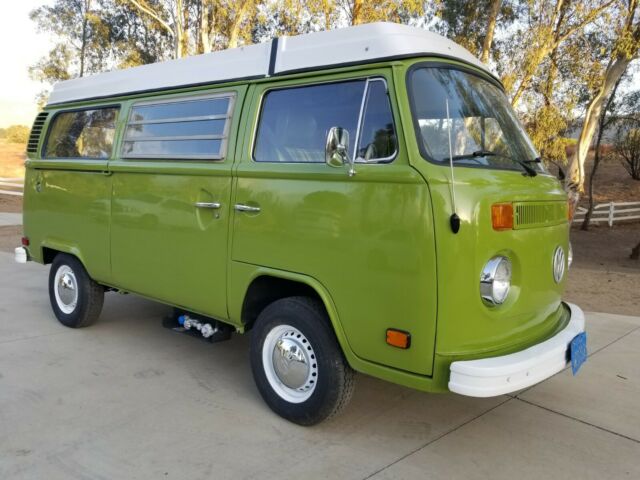 Volkswagen Bus/Vanagon 1979 image number 27