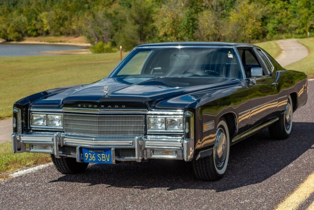 Cadillac Eldorado 1977 image number 1