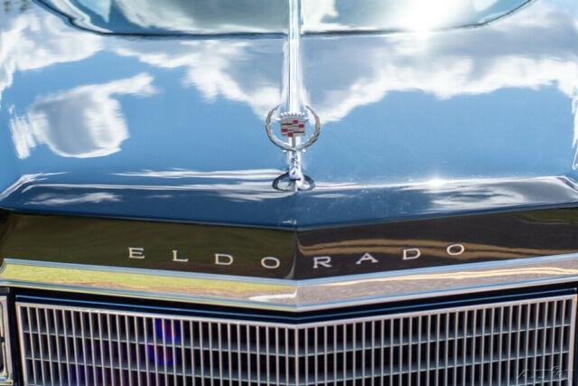 Cadillac Eldorado 1977 image number 32