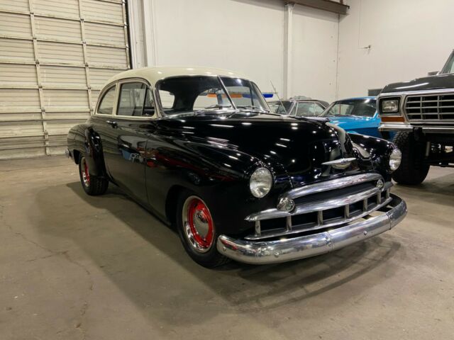 Chevrolet Chevy 1950 image number 2