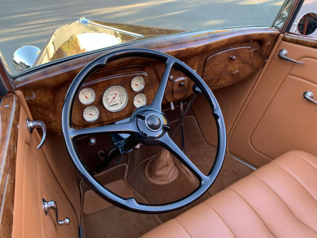 Ford Deluxe Cabriolet 1934 image number 21