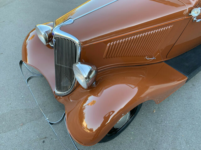 Ford Deluxe Cabriolet 1934 image number 36