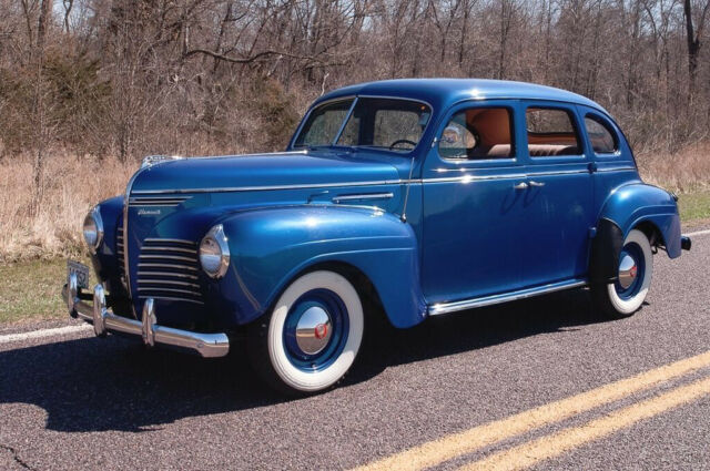 Plymouth Deluxe 1940 image number 27