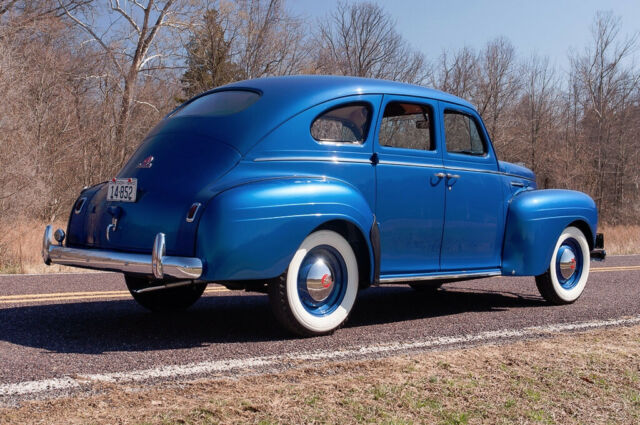 Plymouth Deluxe 1940 image number 29