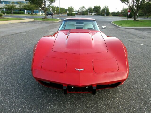 Chevrolet Corvette 1977 image number 32