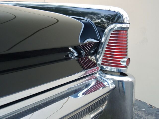 Lincoln Continental 1965 image number 15