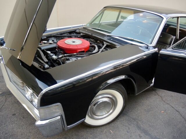 Lincoln Continental 1965 image number 16