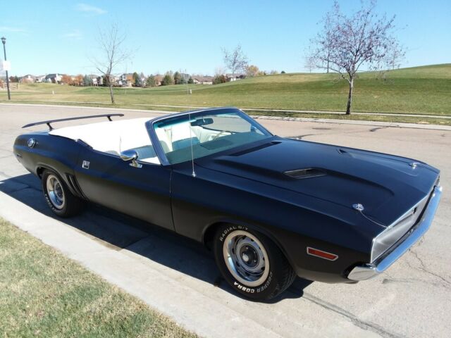 Dodge Challenger 1971 image number 1