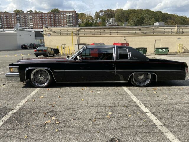 Cadillac DeVille Coupe 1979 image number 27