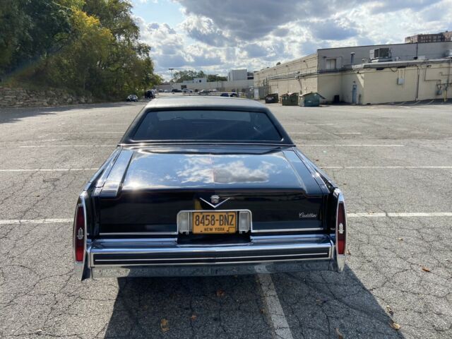 Cadillac DeVille Coupe 1979 image number 41