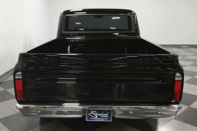 Chevrolet C-10 1967 image number 11