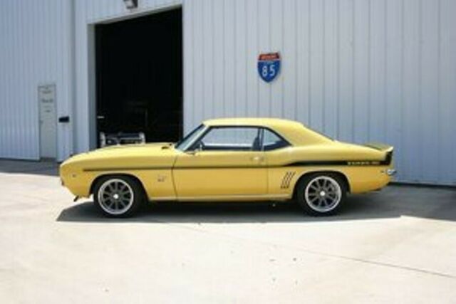 Chevrolet Camaro 1969 image number 2