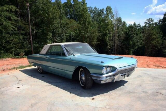 Ford Thunderbird 1964 image number 28