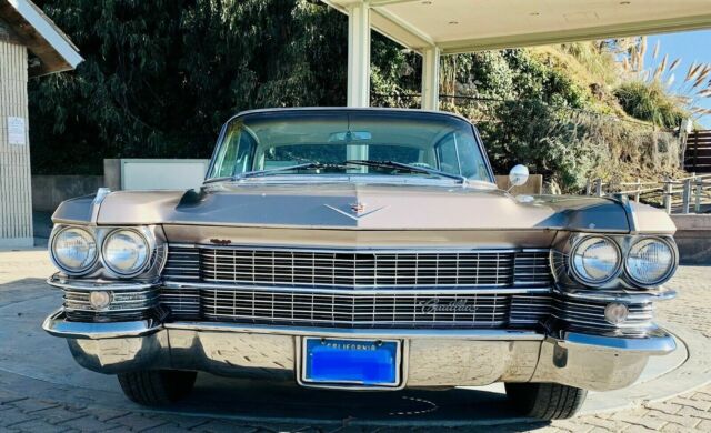 Cadillac DeVille Sedan 1963 image number 21