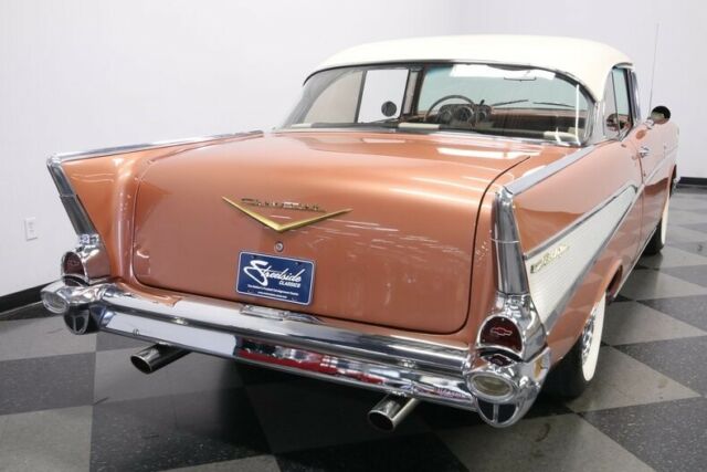 Chevrolet Bel Air/150/210 1957 image number 12