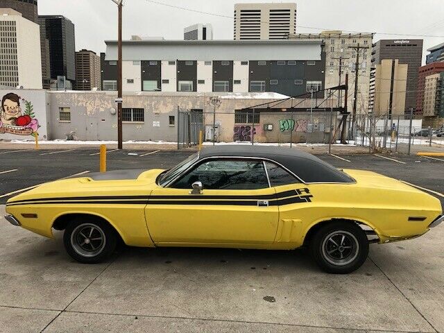 Dodge Challenger 1971 image number 19