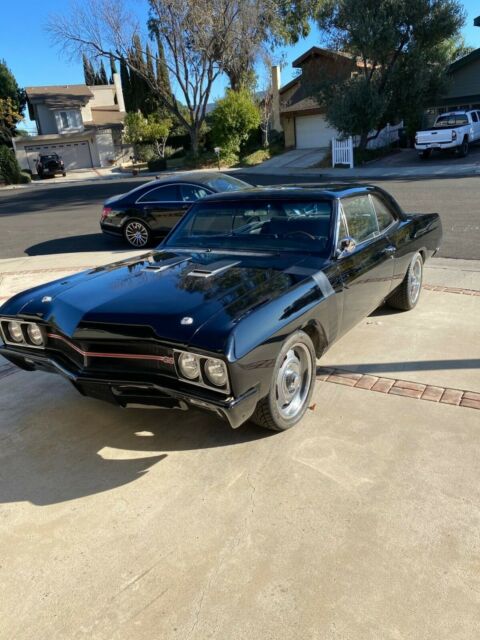 Buick GS 400 1967 image number 1