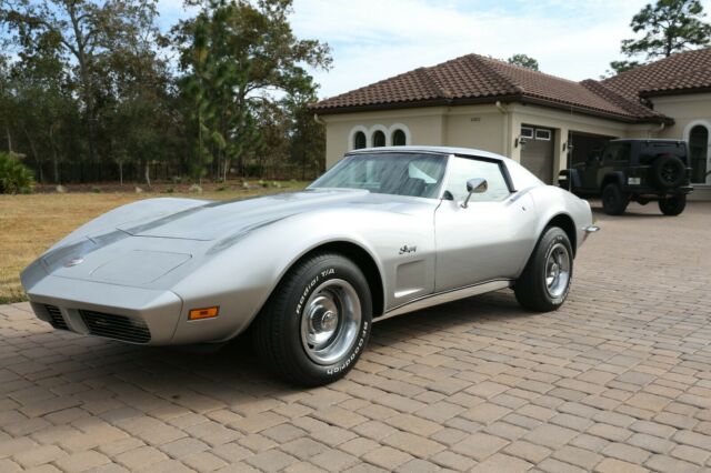 Chevrolet Corvette 1973 image number 1