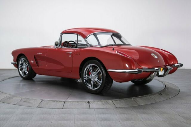 Chevrolet Corvette 1960 image number 13