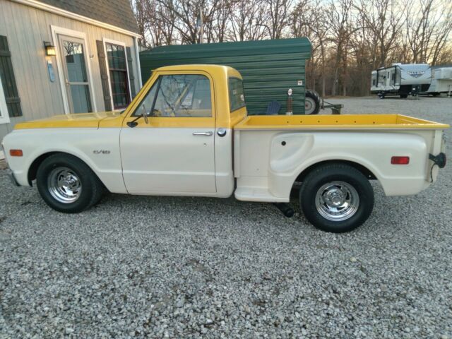 Chevrolet C-10 1970 image number 2