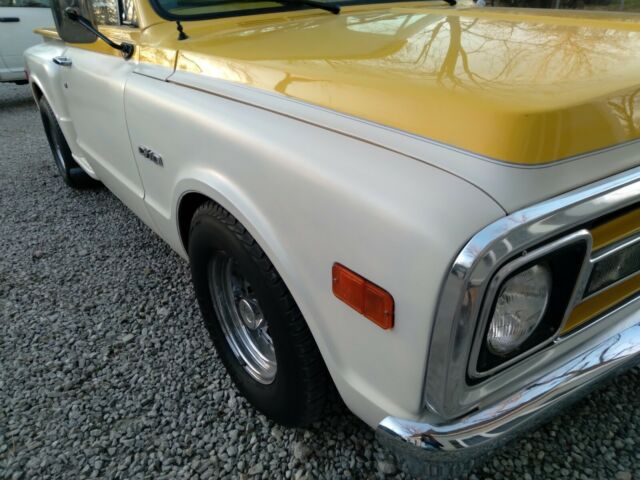 Chevrolet C-10 1970 image number 25