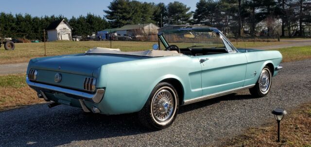 Ford Mustang 1966 image number 25