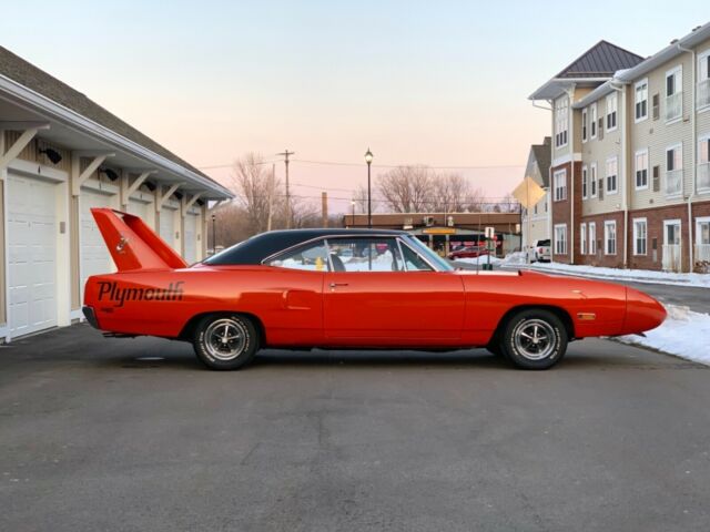 Plymouth Road Runner 1970 image number 23