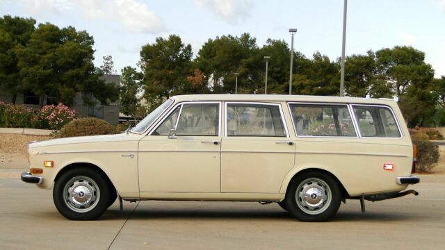 Volvo 145S WAGON 1969 image number 10