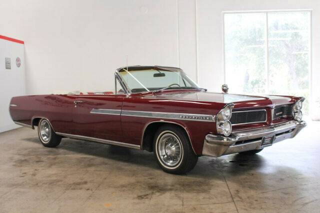 Pontiac Bonneville 1963 image number 29