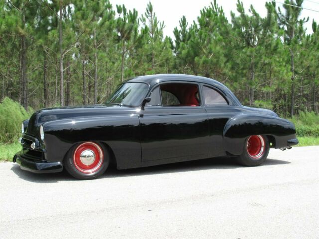 Chevrolet Business Coupe 1950 image number 25