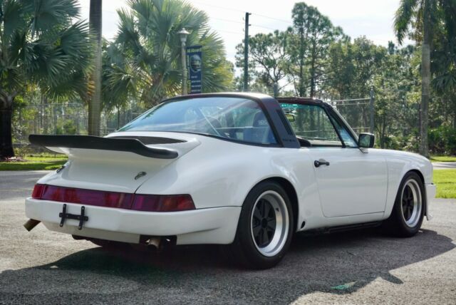 Porsche 911 1978 image number 27