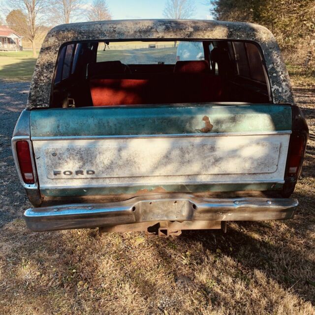 Ford Bronco 1979 image number 2