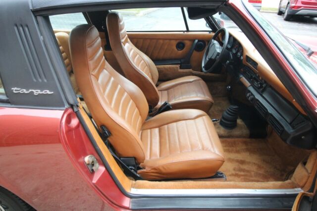 Porsche 911 1977 image number 42