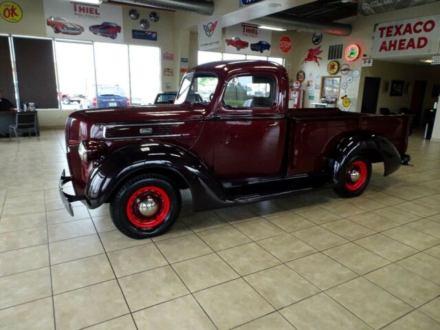 Ford 3/4 Ton Trucks 1941 image number 26