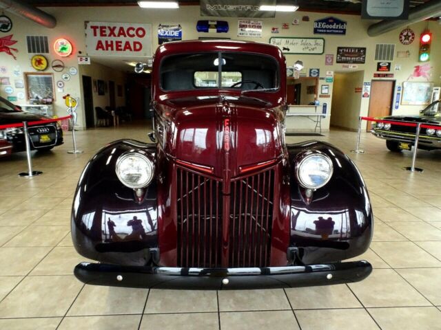 Ford 3/4 Ton Trucks 1941 image number 5