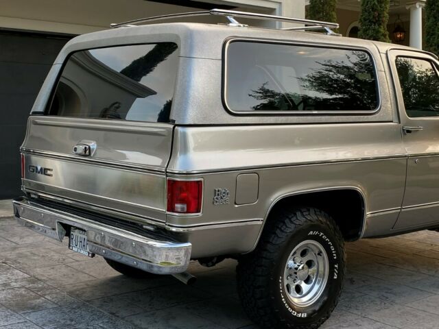 GMC Jimmy 1979 image number 26