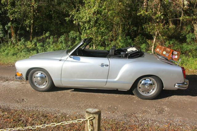 Volkswagen Karmann Ghia 1972 image number 0