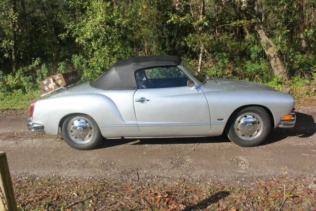 Volkswagen Karmann Ghia 1972 image number 45