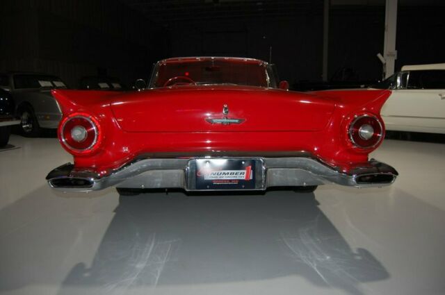 Ford Thunderbird Convertible 1957 image number 9