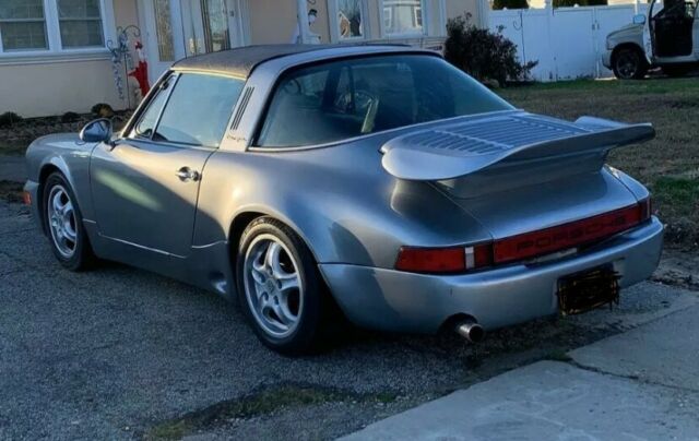 Porsche 911 1976 image number 22